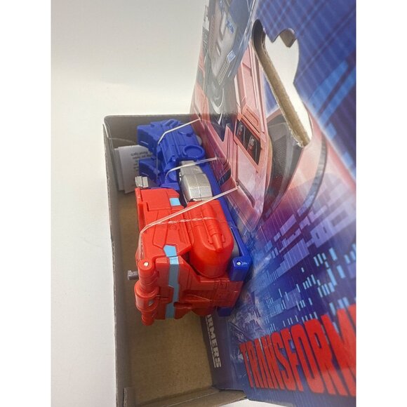 Transformers One Optimus Prime/Orion Pax Action Figure - Picture 4 of 5